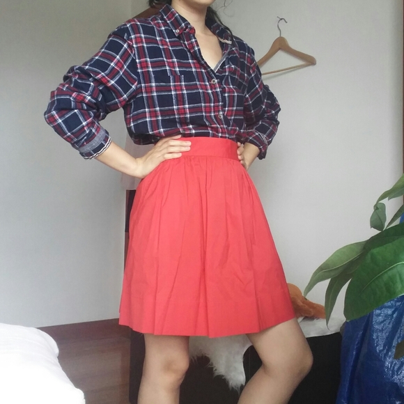 Banana Republic Dresses & Skirts - NWT Banana Republic Blood Orange/Red Circle Skirt